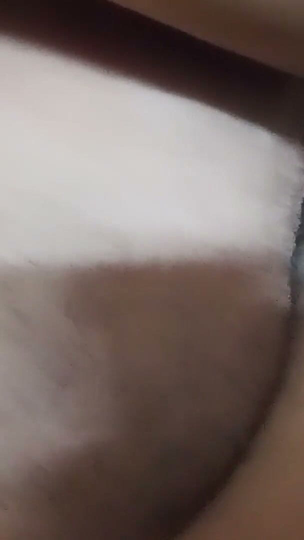 AnnielLo: Extreme Close-up Pussy Rubbing &amp; Penetration in the Suite