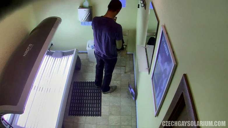 Czech Gay Solarium: Czech Gay Solarium 21 Hot Twink Gets Caught in the Solarium
