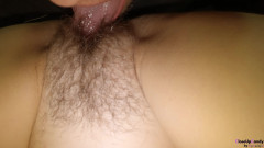 CloseUpCandy: Jilat memek berbulu yang luar biasa dan ngentot lidah anal