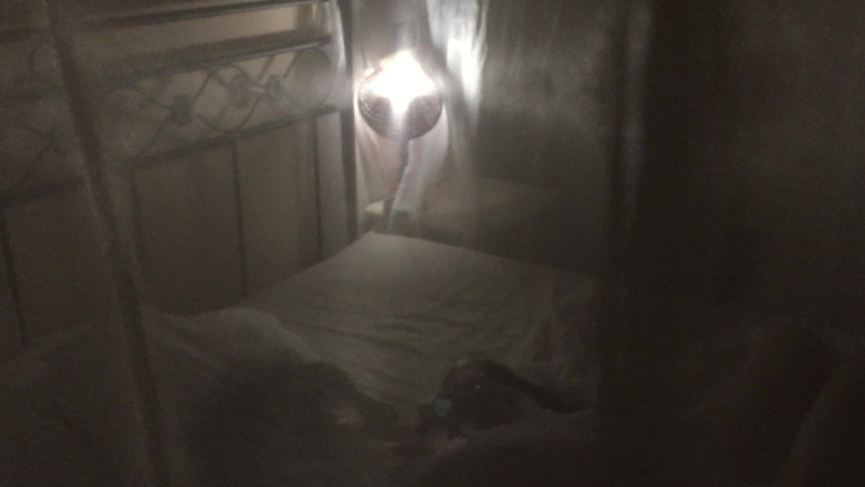 savannahamatoriale: Istriku dan dia menyentuh dirinya sendiri. Istri sange