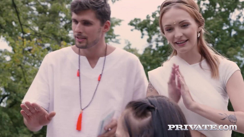 Private.com: Genç yeni boşalıyor Nicole Love Dominika Phoenix ile ilk kez...