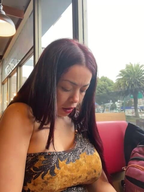 TefyLove20: Pronto para cavalgar todos os tipos de pau