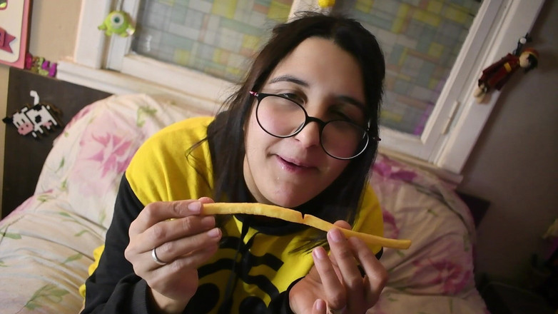 Bunny Looner: Joi trekt me af tijdens het eten van een burger -...