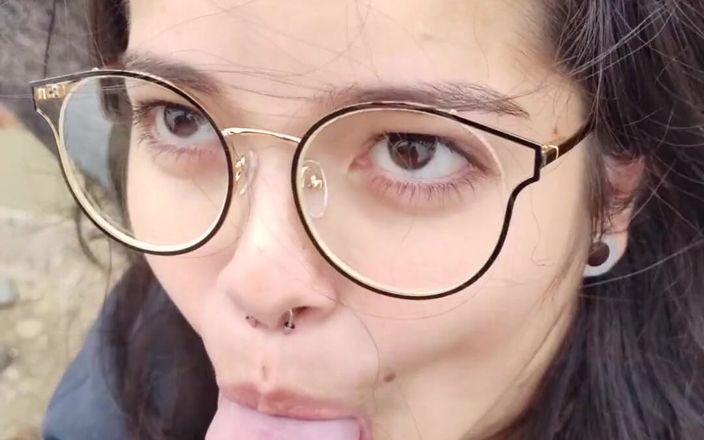 White wolf VIP: Outdoor Blowjob with Cumshot on White Moon&amp;#039;s Face