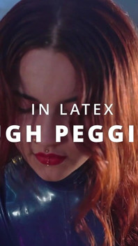 Drsné šukání v latexu