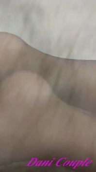 Dc1 - grande gozada nas pernas da meia-calça da menina bonita