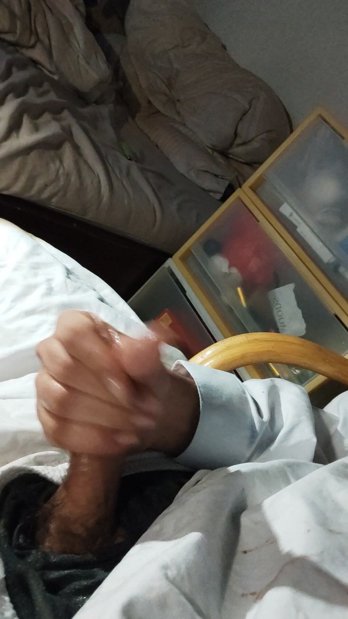 SmokedAlloy2: Dirtyjunkbro vestito come un afgano, gioca con il suo cazzo...