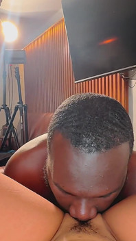 Semaj Media Kylei Ellish Pays for Her Massage with Her Mouth & Pussy!! Ass or Cash!!!