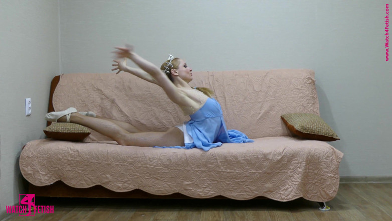 Gymnastic: Reminder of Christmas