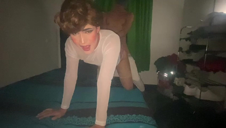 KenPrince: Ze had lang gewacht op een morbide affaire met de...