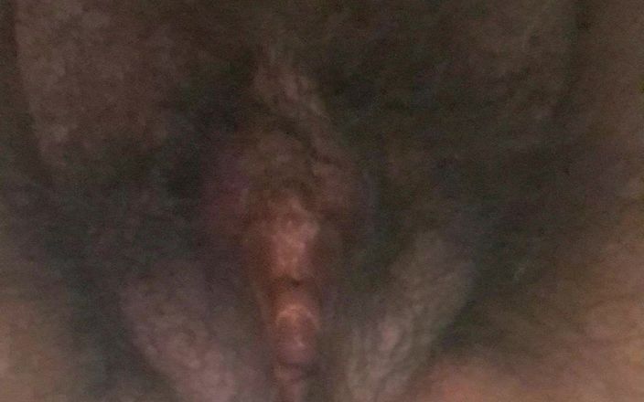 Mommy big hairy pussy: MILF Showing Her Hairy Pussy Live