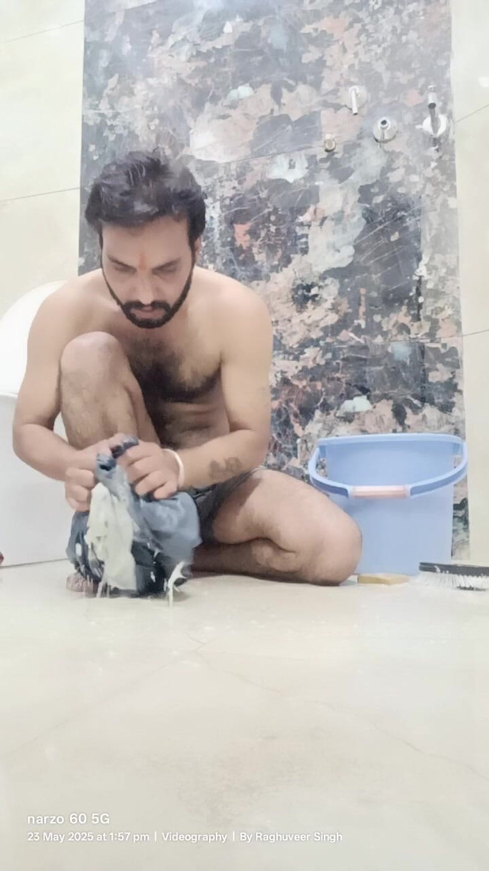 Rajasthani-old-lover: Spectacol cu masturbare cu bărbat indian sexy