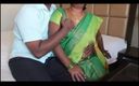 Luxmi Wife: Zwager neukt tijdens het lesgeven - Devar Bhabhi seks