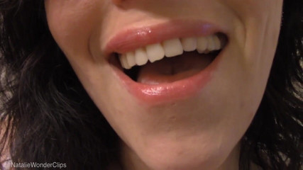Natalie Wonder: Glossy lips so wet & juicy - dirty talking lips tease
