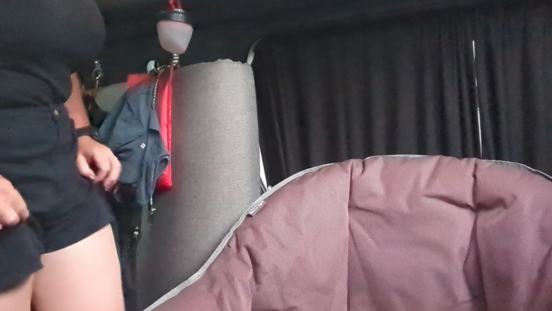 NikkiGee: Nikki on Tour