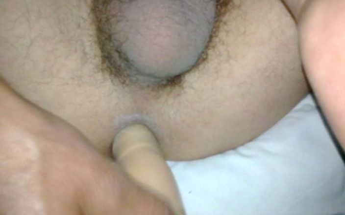 Drxxxka: Amatoare cu masturbare anală
