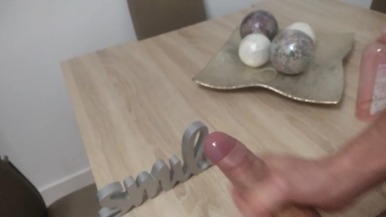 Elvissc: Gorgeous Soaking Cock Is Massaged to Cumming, Do You Want...