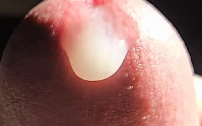 Cum Juggler: C.u.m.s - Close up and Motion Slowed - Solo Cumshot #21