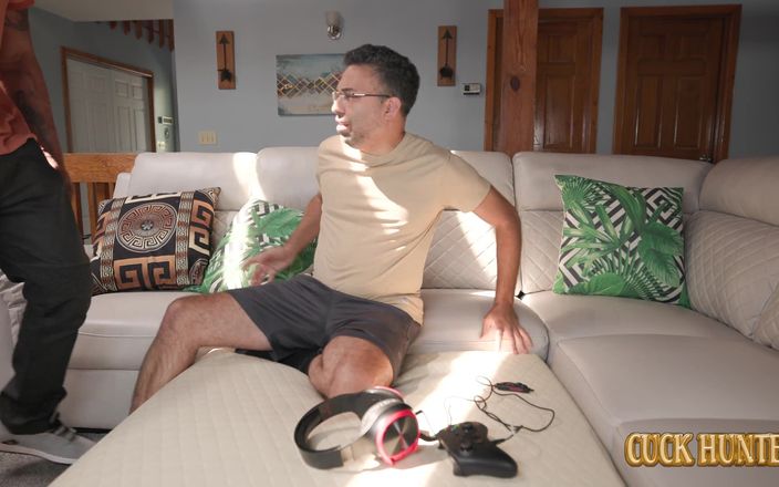 Cuck Hunter: Hotwife's First BBC Experience - Cnatled Husband Watches Every Second (ホットワイフの初めてのBBC体験 - 寝取られた夫は毎秒見ている)