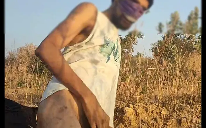 Tani: Morning Masterbating in Forest
