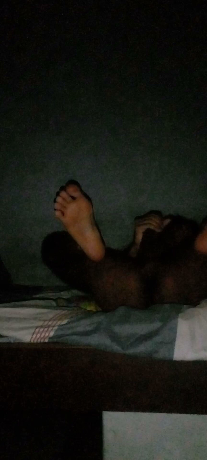 Greg 5 stars: Penisimi ve popomu aynı anda mastürbasyon yapıyorum