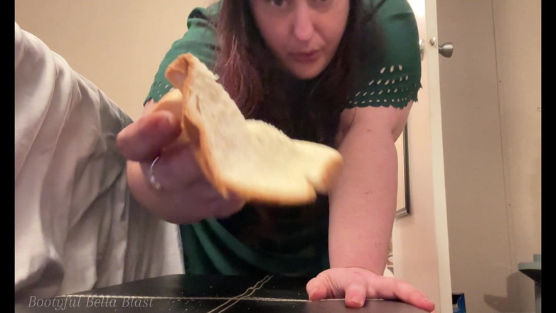 BellaBlast: Bbw scoreggia sul tuo pane pov infusa di gusto del...