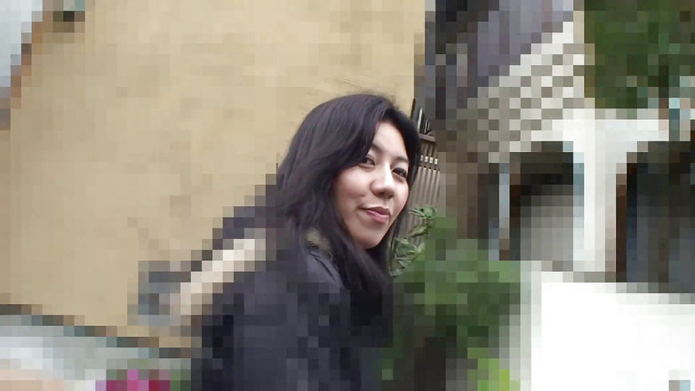 Asiatiques: उत्तेजित चोदने लायक मम्मी प्यार करती है कि उसे उसके लिए हस्तमैथुन करने के लिए कहा गया