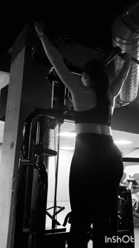 Anna Is Training di gim