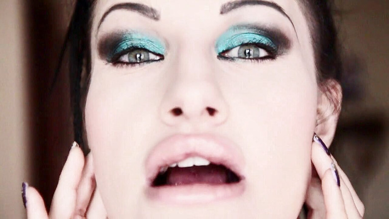 Lady Mesmeratrix Official: Penguasaan mental