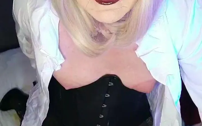 Emma Browne: Naughty Trans Secretary Cum