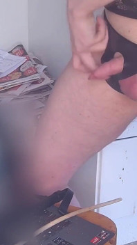 Amateurboy spanks and whips cock in a cum tribute