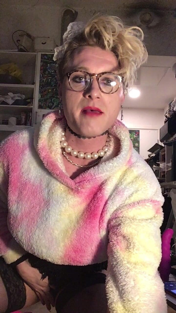 Sissy Cindy Slut: Sissy Fag Whiteboi Jes Brinch
