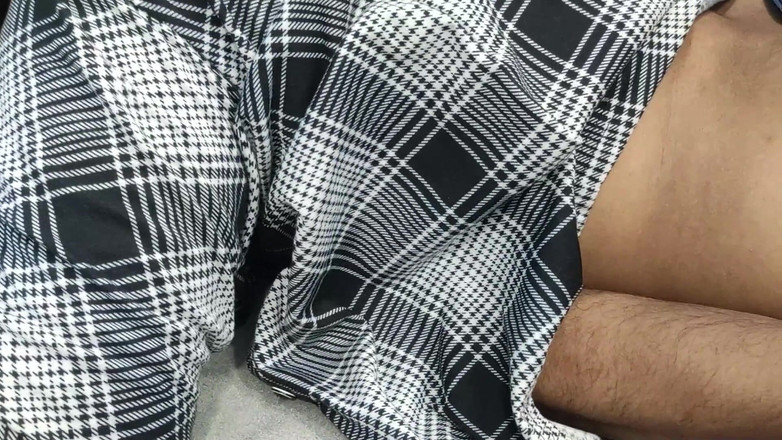Vaigavarun45: Shirt open en hete kont kus romantiek van Mallu-koppel