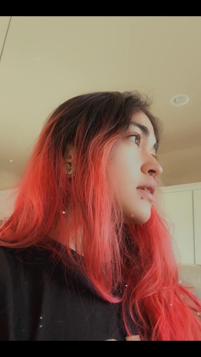 lilRavenFox: Tôi rất phấn khích khi làm phim khiêu dâm trong...