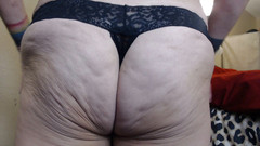 Abby Anna: Culo de celulitis