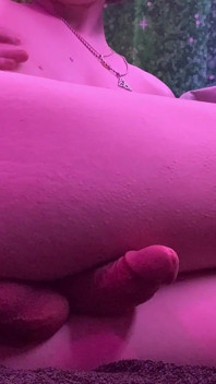 Si rambut merah Twink Ashen orgasme melancap super panas