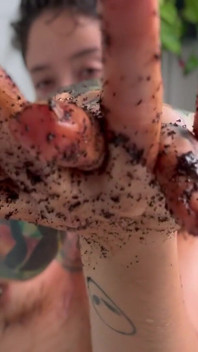 Alternative Girl Give You a Worship to Hairy Armpits