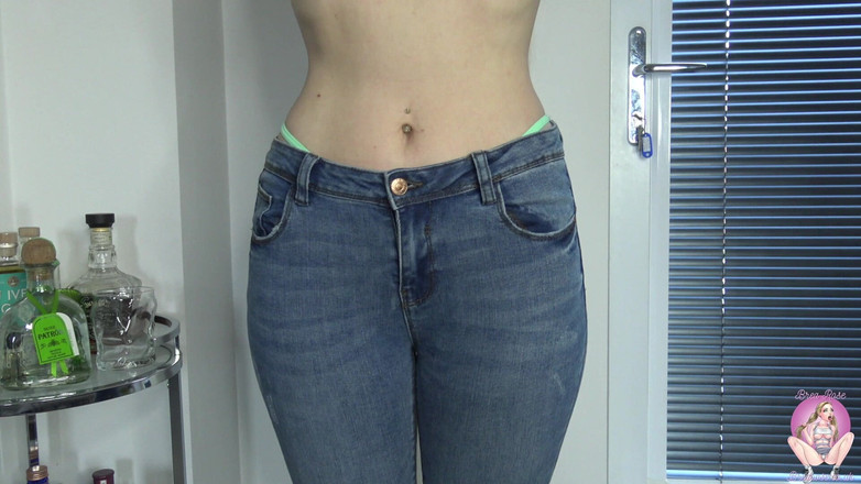 Brea Rose: Perizoma in jeans