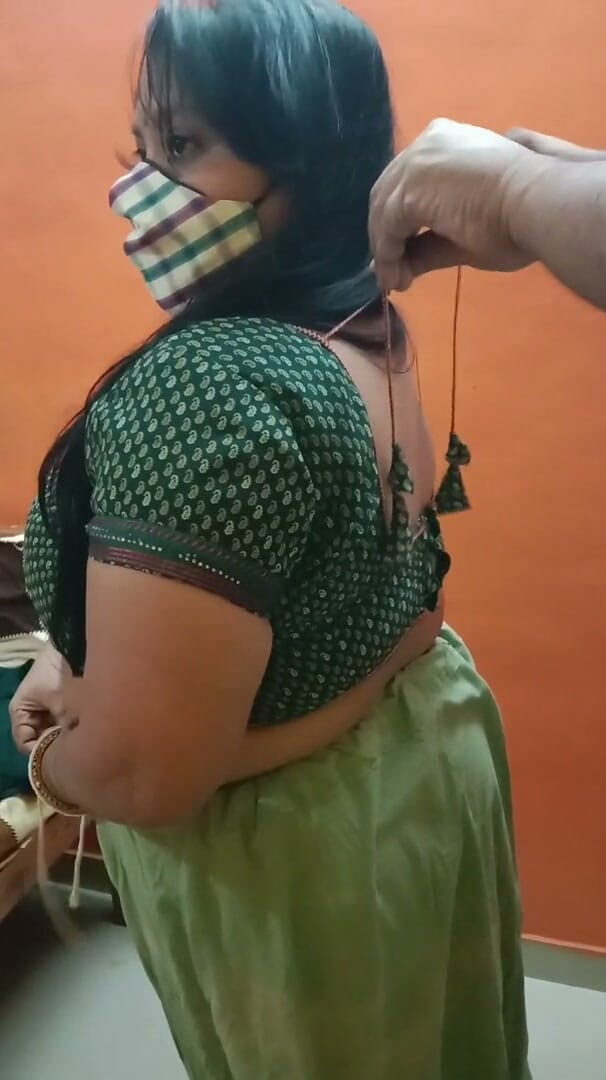 unwelcomeland: Deshi Gand Deshi Bur Deshi Chut Deshi Bhosada