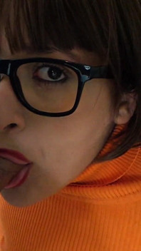 Velma Cosplay Kouření