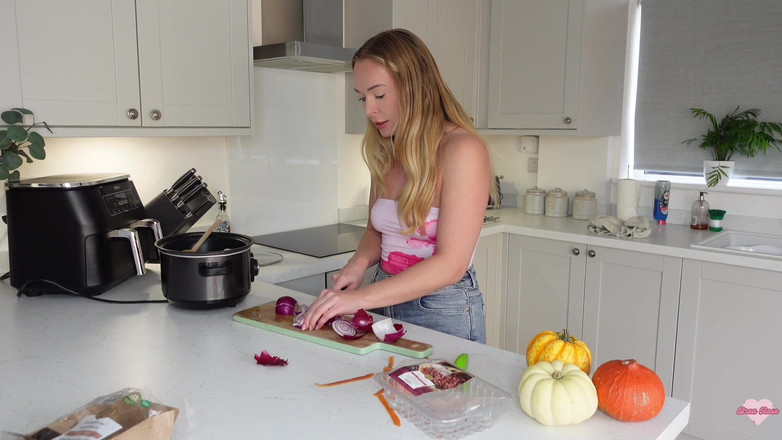 Brea Rose: Koken met gratis stiefmoeder video