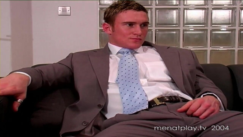 MenAtPlay: Marcus Home Alone