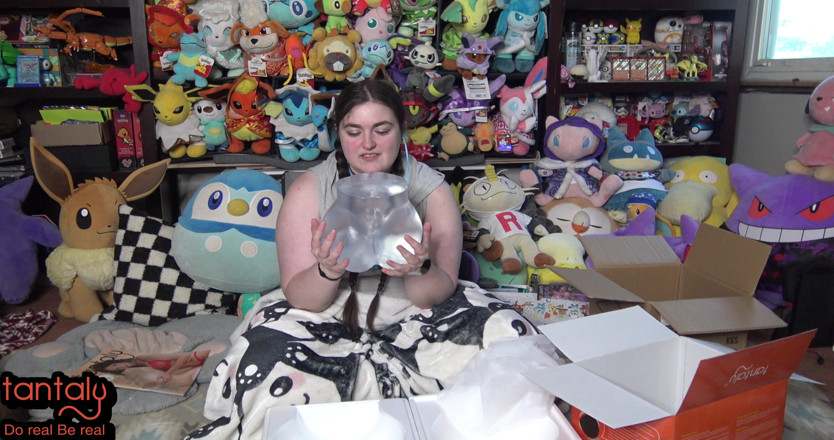 LustfulGeeks: Abby Unboxes Tantaly's Crystal Sex Doll