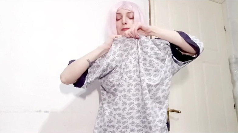 WhiteGoddessAlinaXXX: Scheurende shirts 2026