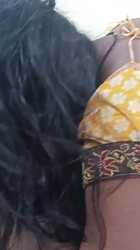 Tatăl vitreg își fute indianca desi bhabhi Suhagraat