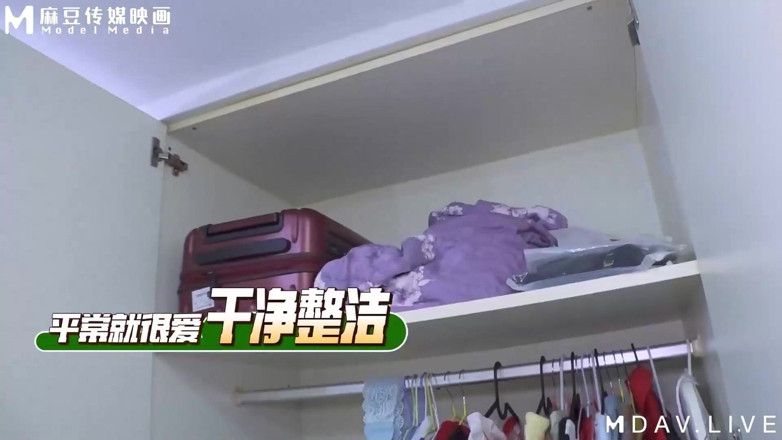 ModelMedia Asia: Mtvq1-ep15 Serbuan ke atas Rumah Pelakon / Isu 15 / Barangan Dalam Penghantaran...