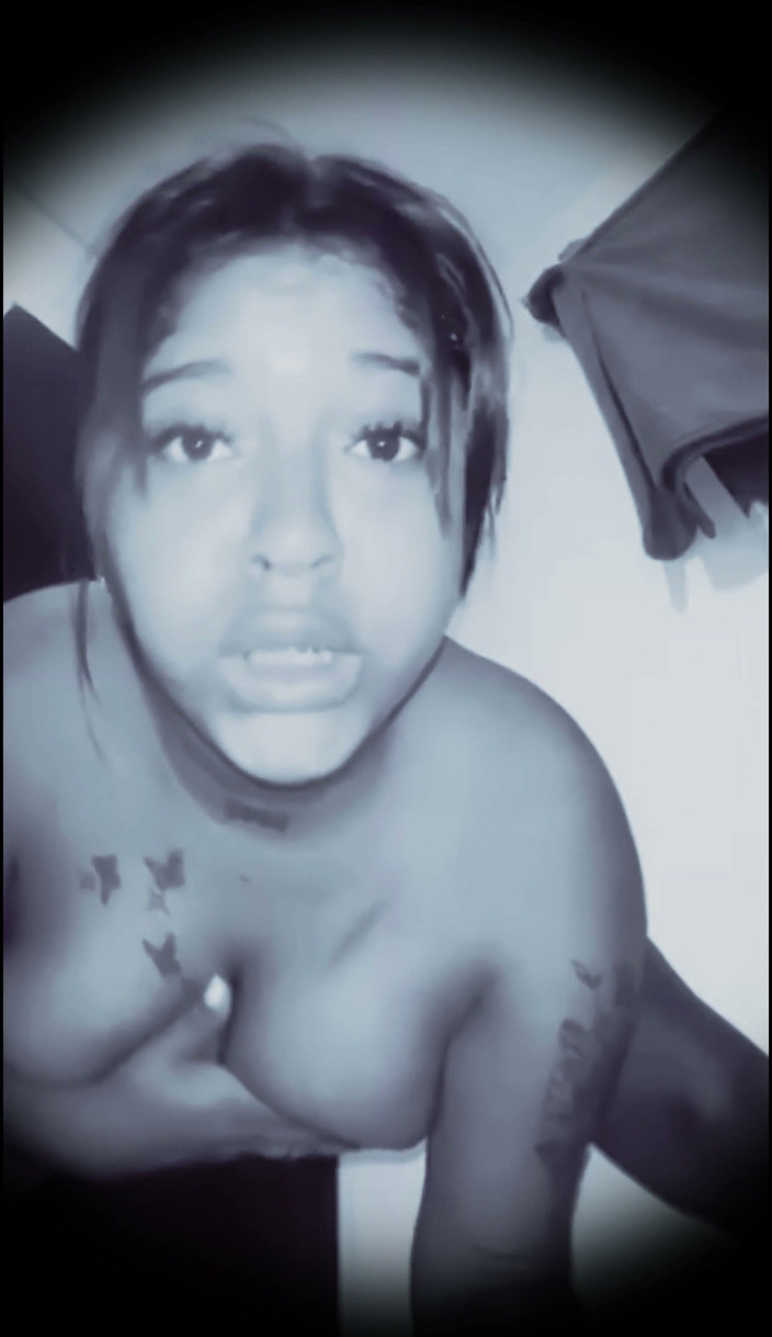 PABLO N3GROBAR: Lil Latina Giantess Bedroom Time