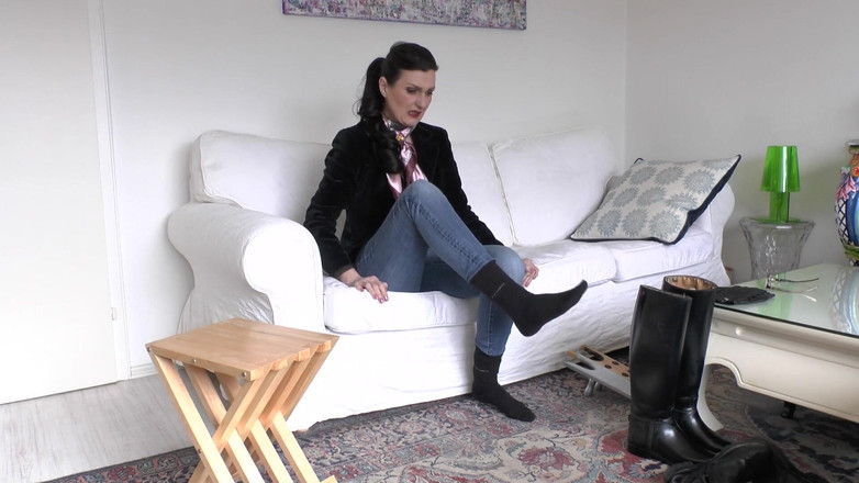 Lady Victoria Valente: Boot Change and Smelling Black Socks POV, Lady Victoria Valente