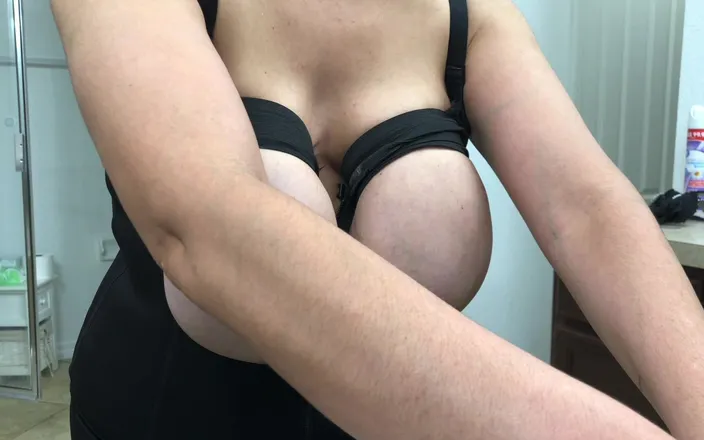 VeeVee Vixen: Boob Pec Flexing and Milking Custom B Roll