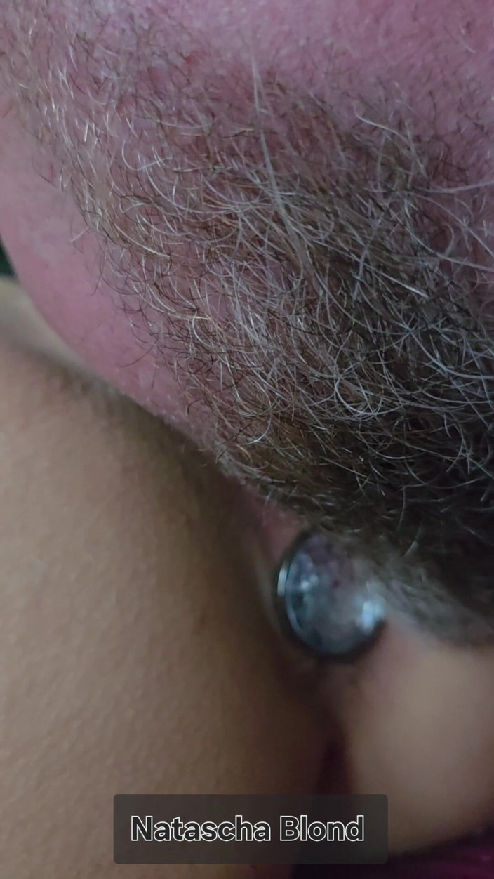 Lordkryos999: Lízal jsem ukrajinskou děvku a stříkal do její kundičky.